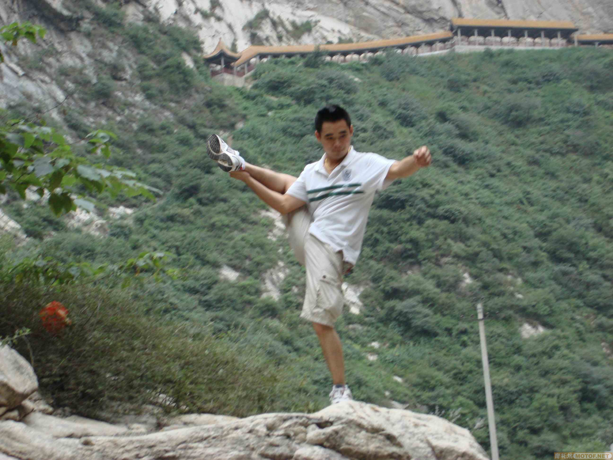是老款了点。。。。