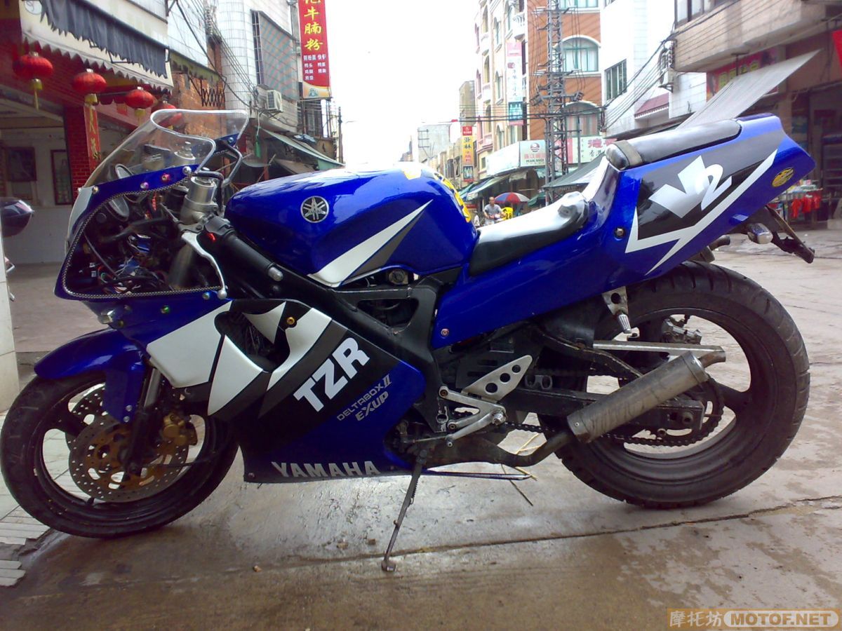 湛江吴川出售：V2 YAMAHA  3XV  7300元