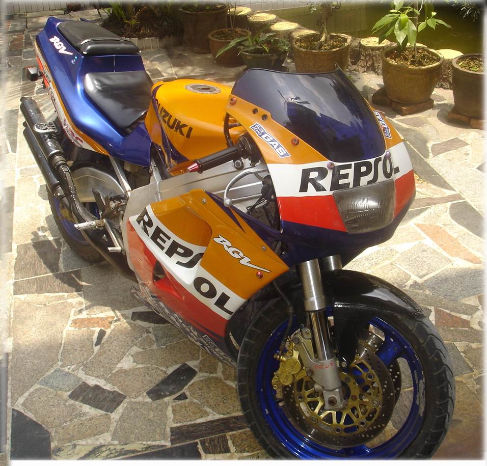 出售铃木RGV250～5500元