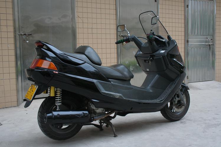 广东茂名市7500卖97款YAMAHA250欧洲霸王一台