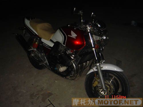 深圳坪地代友出售三台车,96CB400,13800,XJR400,11500,玛格纳250,8000