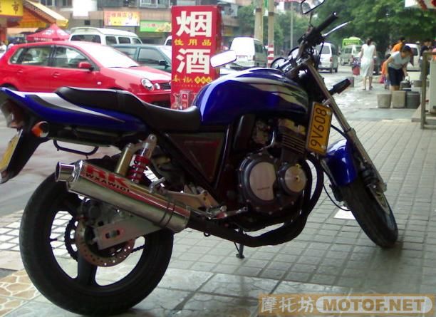 [原创]广东开平代卖94CB400 13000元(可换CBR600或同级数的跑车)另还有多台9成新的女装车