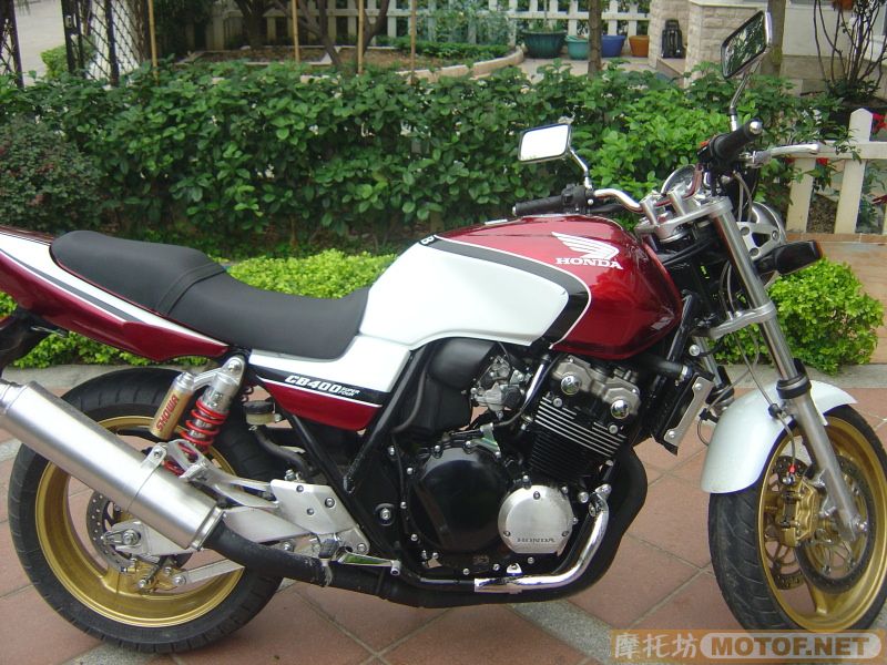 大良试卖CB400VTEC1代！