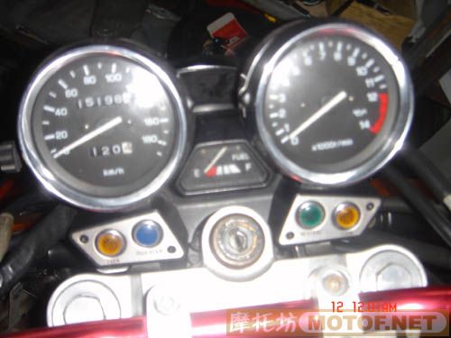 深圳坪地代友出售三台车,96CB400,13800,XJR400,11500,玛格纳250,8000