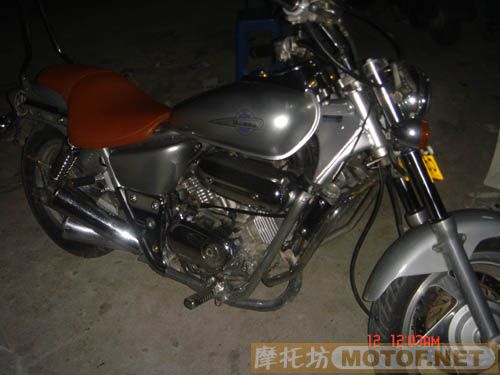 深圳坪地代友出售三台车,96CB400,13800,XJR400,11500,玛格纳250,8000