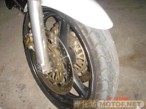 深圳坪地代友出售三台车,96CB400,13800,XJR400,11500,玛格纳250,8000