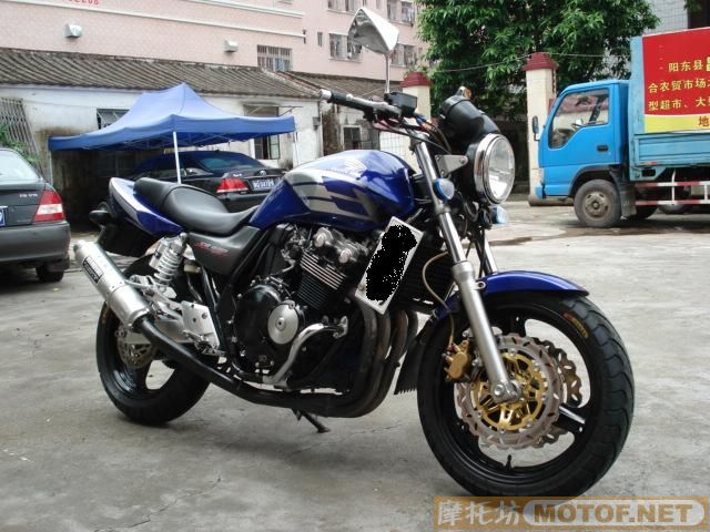 广东阳江17000出售02年CB400