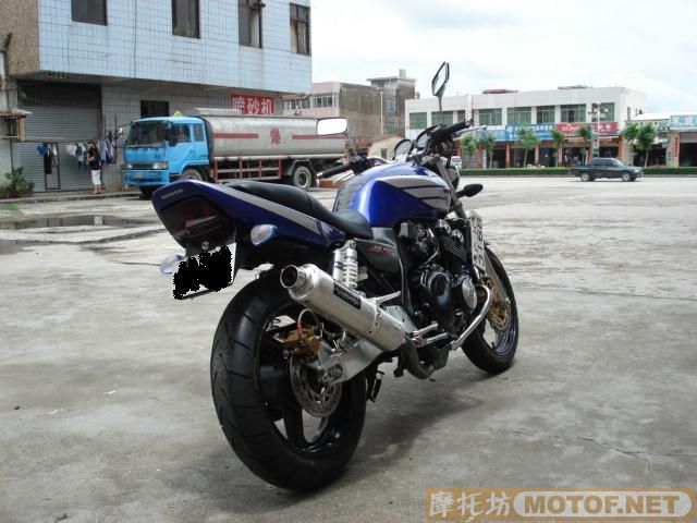 广东阳江17000出售02年CB400