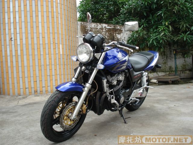 广东阳江17000出售02年CB400