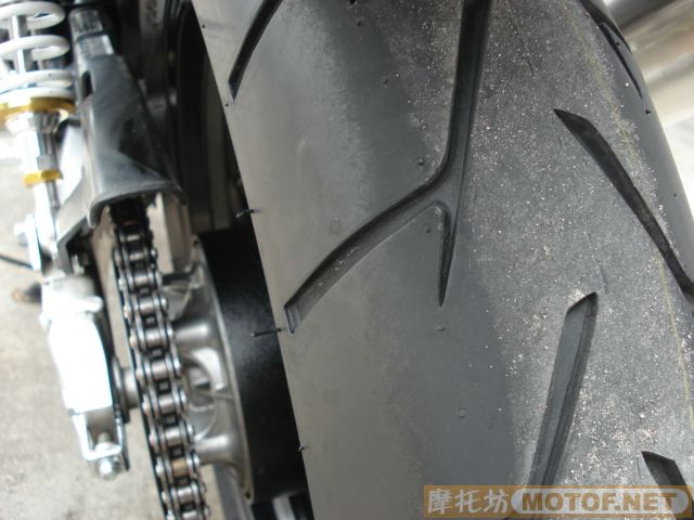 广东阳江17000出售02年CB400