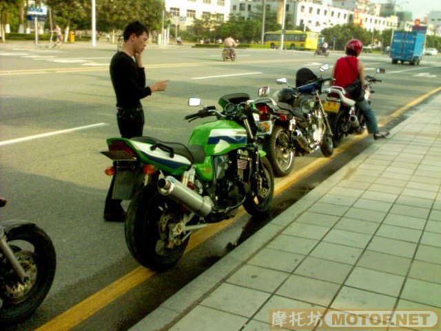 实惠的公升级街车---东莞23800转让川崎ZRX1100