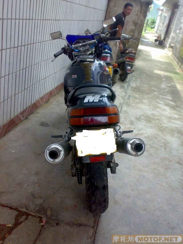 台山卖精神CBR750一台.6500元.降价1000元了