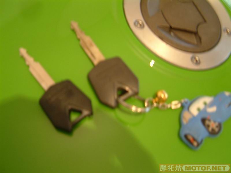 %出自用完美07ZX-10R和BMW530I ￥￥￥