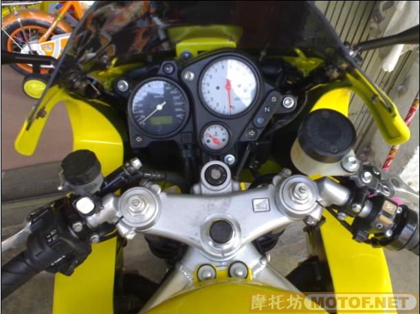 广东台山23333出售99VTR1000F