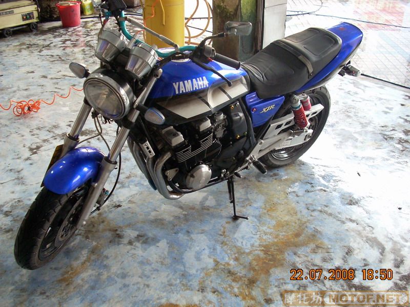 广东潮洲7000出95XJR400一辆！！！！