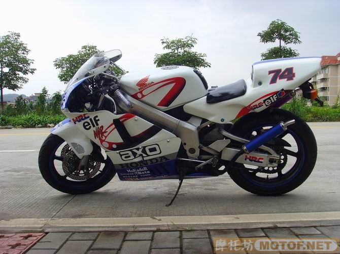 云浮出售精神 CBR 19 真牌带证！8000
