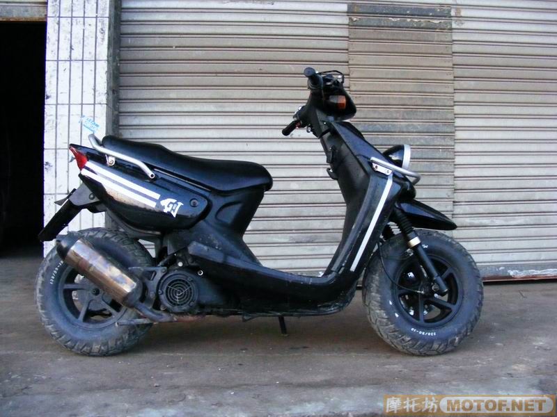 肇庆四会5000元转让BWS100一台.再代友2500卖飞鹰YAMAHA一台.(福禧机头)