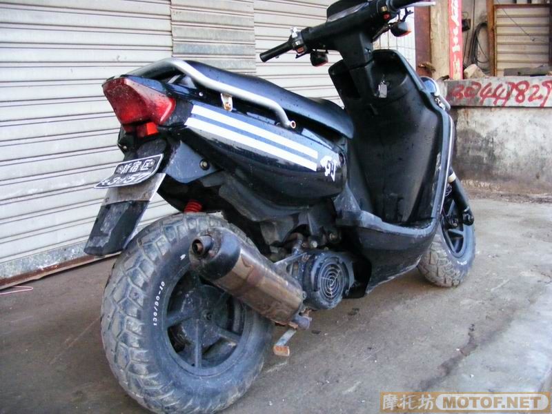 肇庆四会5000元转让BWS100一台.再代友2500卖飞鹰YAMAHA一台.(福禧机头)