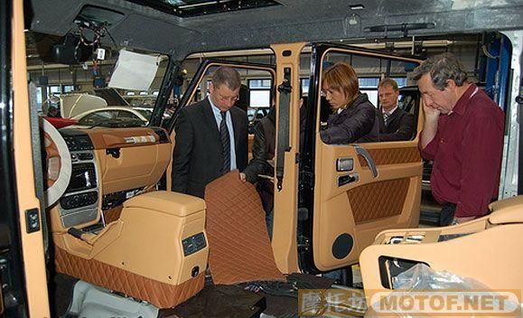 日本仔富豪青山光司的奢华生活（好过分的私人车库）