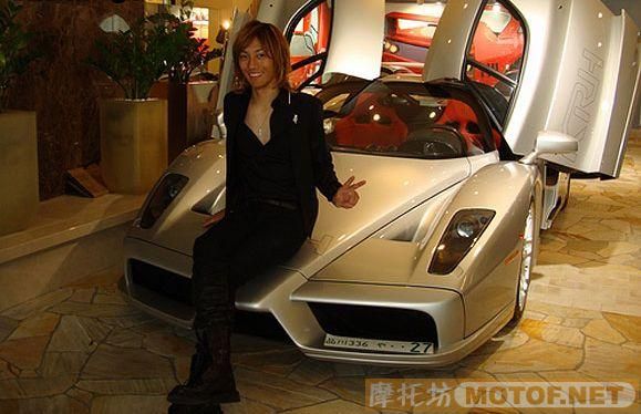 日本仔富豪青山光司的奢华生活（好过分的私人车库）