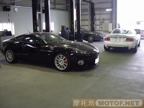 日本仔富豪青山光司的奢华生活（好过分的私人车库）