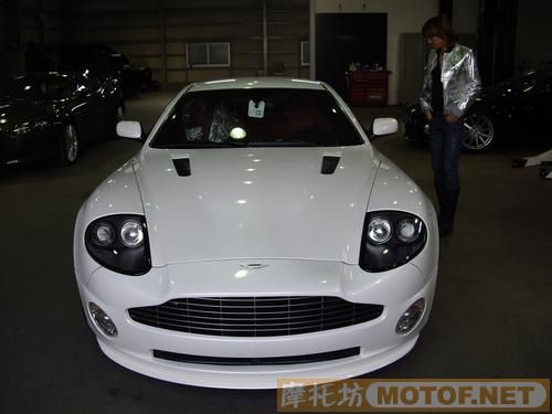 日本仔富豪青山光司的奢华生活（好过分的私人车库）