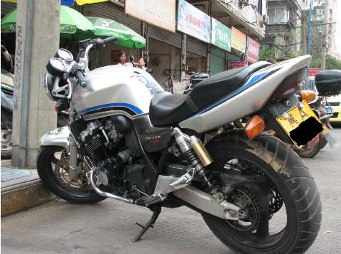 江西赣州便宜出售带牌00年VTEC-1 (CB400)