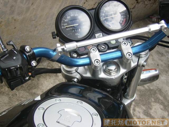 广东阳江市出售94CB400~套好牌~号码全有~现售11500~小刀