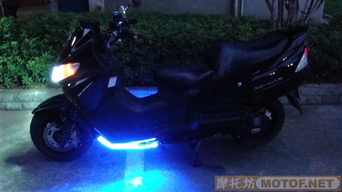 一万一代友出售01年11月产运动版天浪250大绵羊