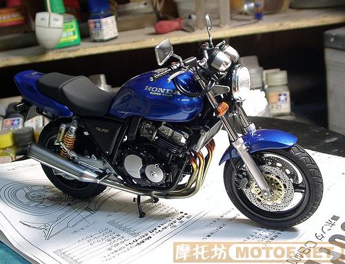 CB400  Big One 模型
