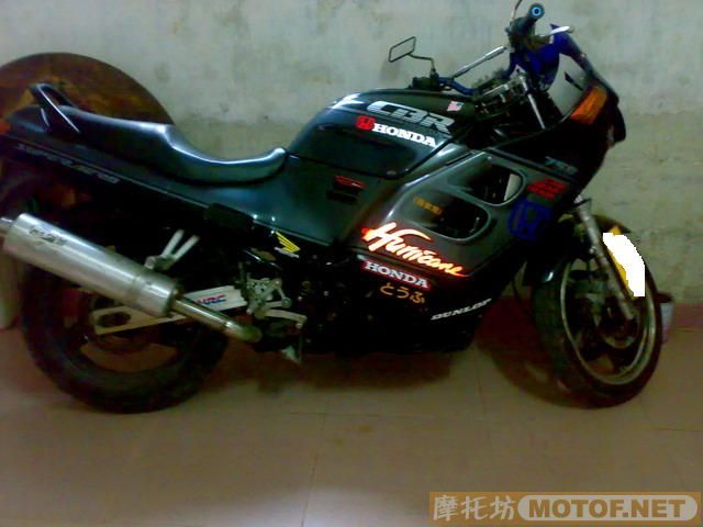 台山卖CBR750一台.8500元