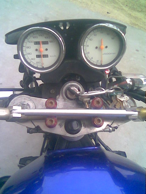 广西北海10000元出真牌96XJR400一台！(或换车况好的-圆灯-ZXR400)