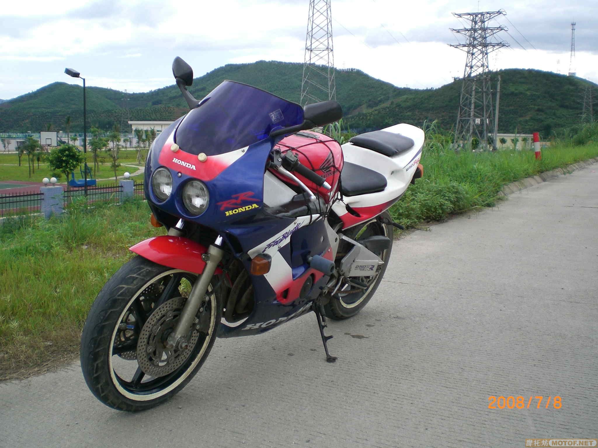 佛冈.9500元出售CBR22.