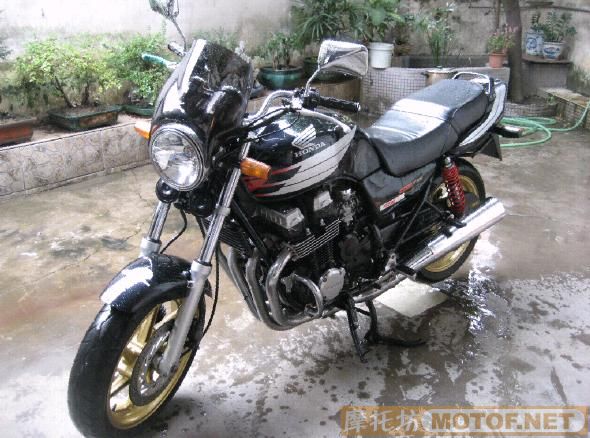 广东佛山16500出售98年CB750民用版