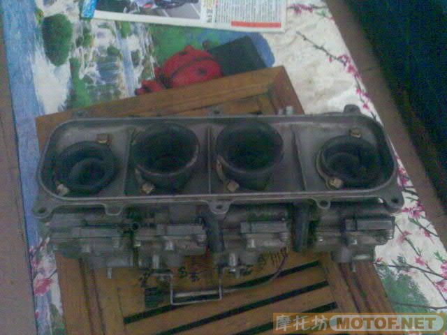 东莞150元卖个CBR250化油器