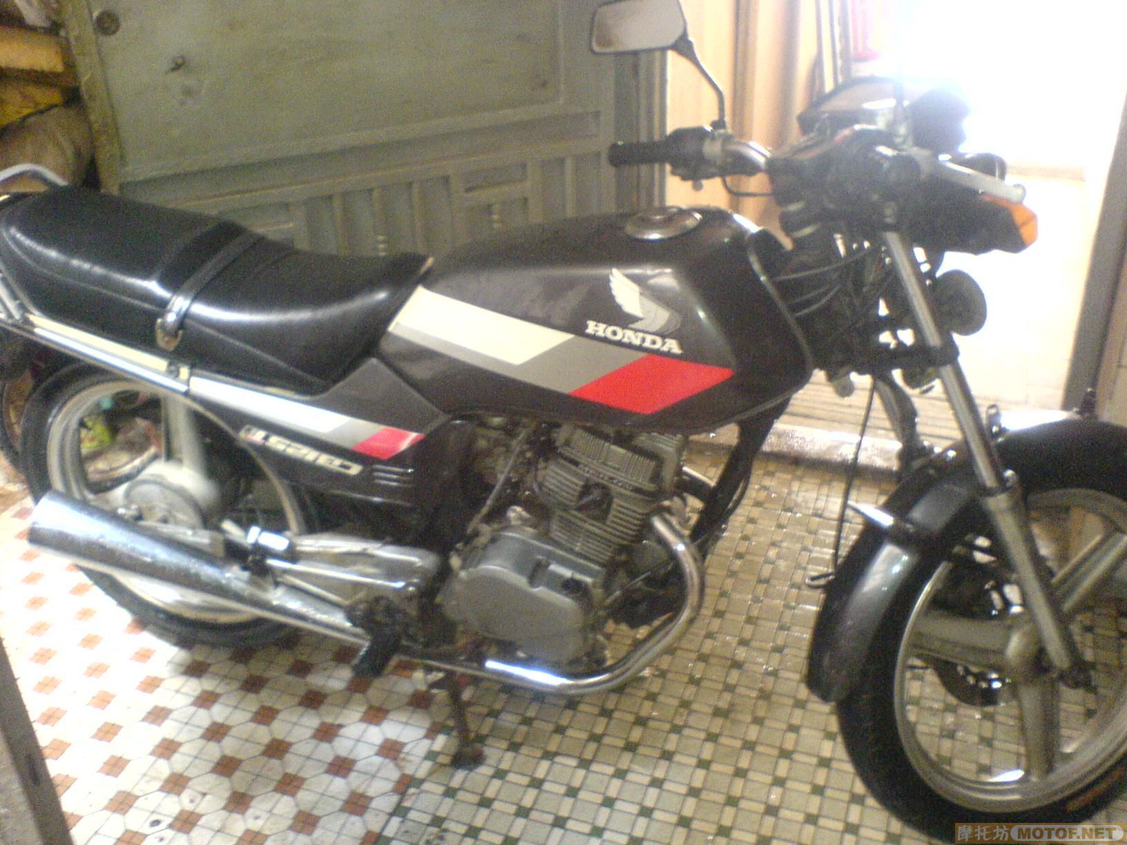 广东阳江代友出售CBT125CC1600元和ZJ125CC1100元。接小刀