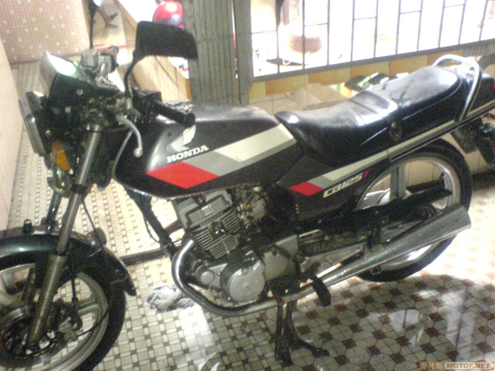 广东阳江代友出售CBT125CC1600元和ZJ125CC1100元。接小刀