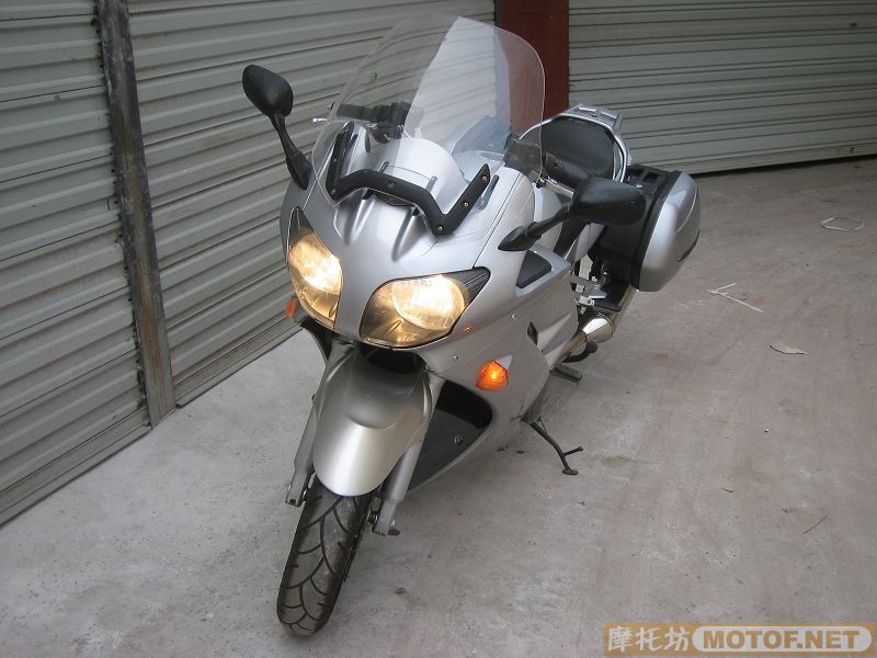 四川49000出售FJR1300一台.