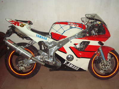 中山试卖精神FZR。SP水晶灯400CC59匹码力
