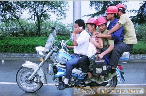 交通工具还是摩托车好...