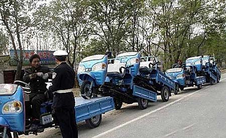 交通工具还是摩托车好...