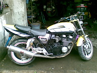 珠海7500出95XJR400