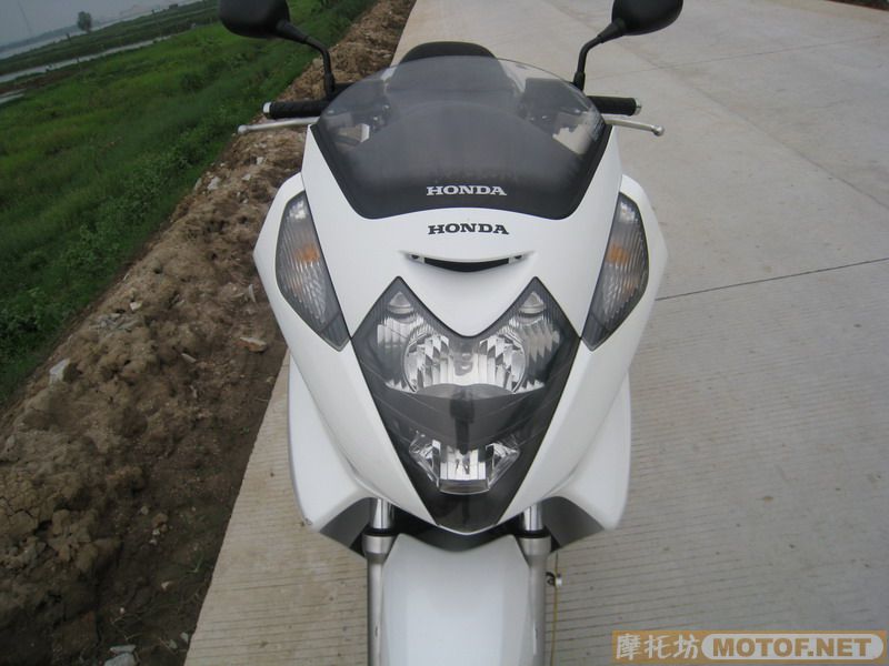 中山99999元转让07年R1。还有银翼600。
