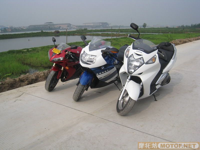 中山99999元转让07年R1。还有银翼600。