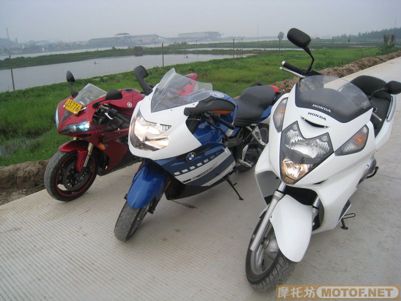 中山99999元转让07年R1。还有银翼600。