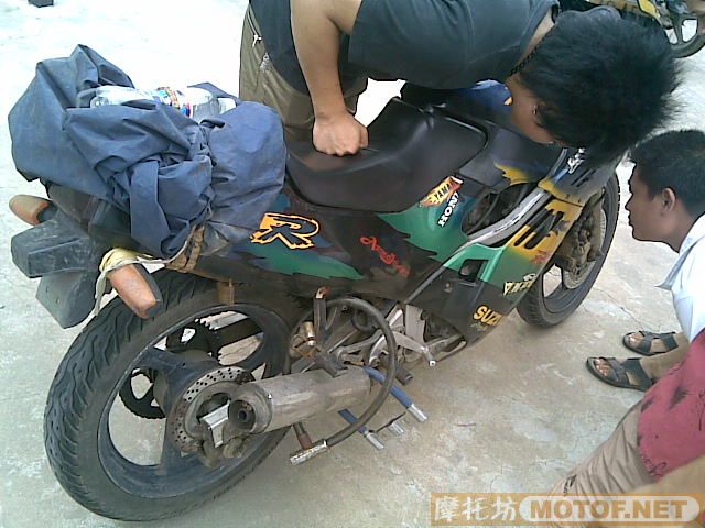 [讨论] 请问这辆是什么车?哪年的?