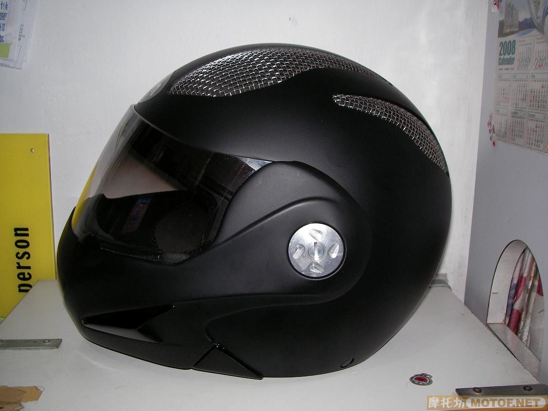 代友卖全黑SHOEI-X11-2500和超型仔爱诺开面盔1200