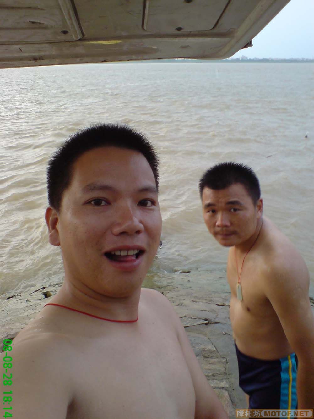 [贴图]玩艇仔