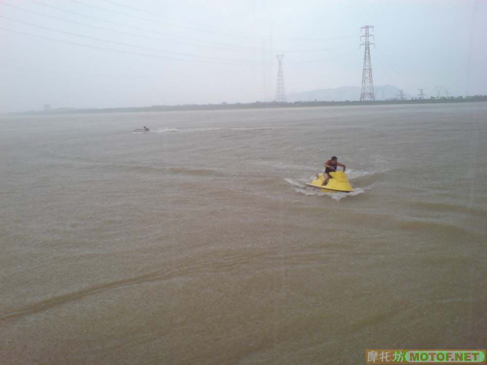 [贴图]玩艇仔