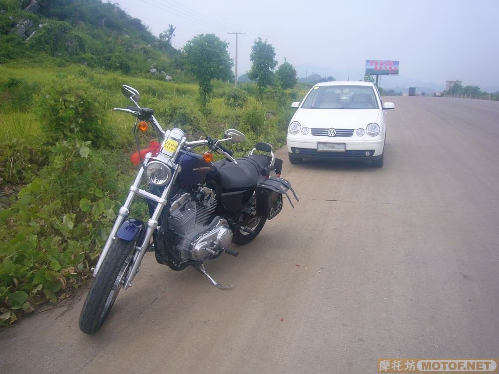 黑蚂蚁车友会新一代会长"大教"同志带领所属会员嘉禾游